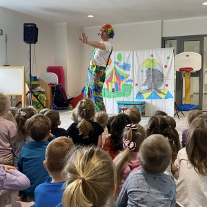 Przedstawienie teatralne pt. "Cyrk Bobas" 