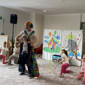 Przedstawienie teatralne pt. "Cyrk Bobas" 