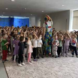 Przedstawienie teatralne pt. "Cyrk Bobas" 