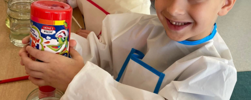 Eksperyment ,,Tańczące kropelki"