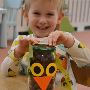 Praca plastyczna „Sowa w słoiku”.