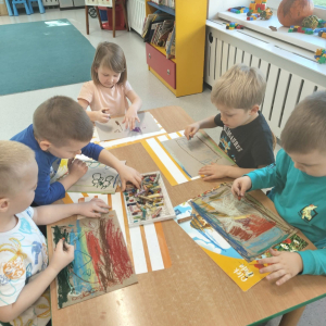 Dzieci z grupy Biedronki  wykonały koleje zadania w ramach ogólnopolskiego projektu edukacyjnego Zabawa Sztuką. 