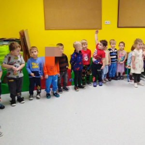 Pokaz mobilnego planetarium „Orbitek”. 