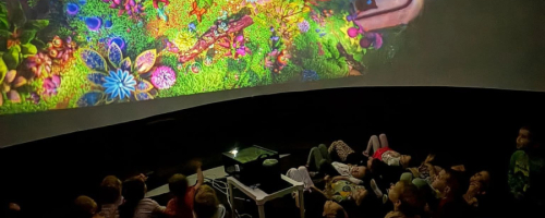 Pokaz mobilnego planetarium „Orbitek”