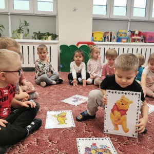 Zabawy z okazji Dnia Pluszowego Misia.