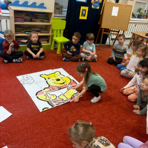 Zabawy z okazji Dnia Pluszowego Misia.