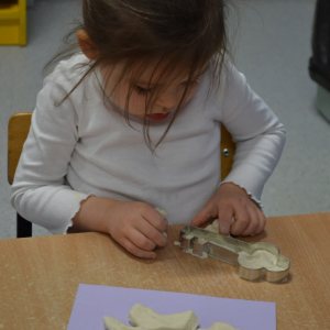 Zabawy z masą solną.