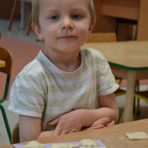 Zabawy z masą solną.