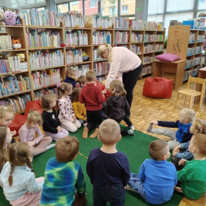 Warsztaty świąteczne w Filii nr 18 Miejskiej Biblioteki Publicznej w Dąbrowie Górniczej