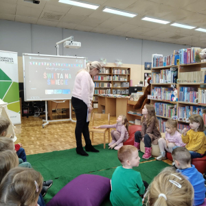 Warsztaty świąteczne w Filii nr 18 Miejskiej Biblioteki Publicznej w Dąbrowie Górniczej