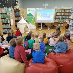 Warsztaty świąteczne w Filii nr 18 Miejskiej Biblioteki Publicznej w Dąbrowie Górniczej