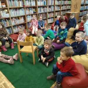 Warsztaty świąteczne w Filii nr 18 Miejskiej Biblioteki Publicznej w Dąbrowie Górniczej