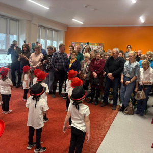 Występy dzieci  z okazji Dnia Babci i Dziadka.