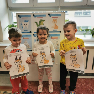 "Zdrowo jemy z Lisicą Karoliną" - zajęcia w ramach Ogólnopolskiego programu edukacji zdrowotnej Klub Mleczaka. 