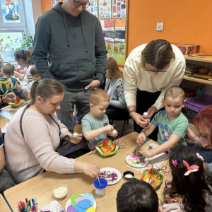 Spotkanie wielkanocne z udziałem rodziców.