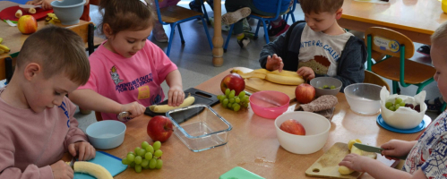 Warsztaty kulinarne w grupach Muchomorki i Słoneczka