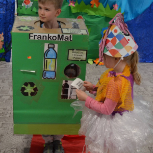 Pokaz Mody Recyklingowej.