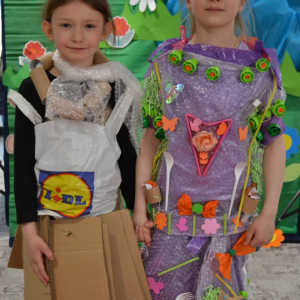 Pokaz Mody Recyklingowej.