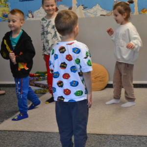 Dzieci z grupy Muchomorki odwiedziły British School w Dąbrowie Górniczej.